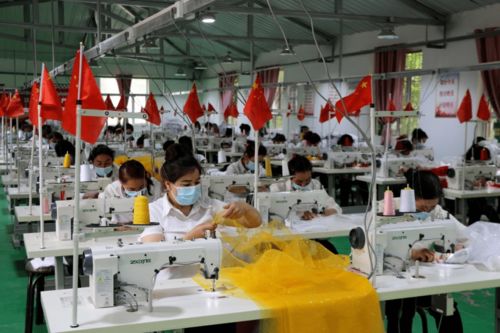 中國移動 網絡 扶貧 模式助新疆疏勒縣摘掉貧困帽