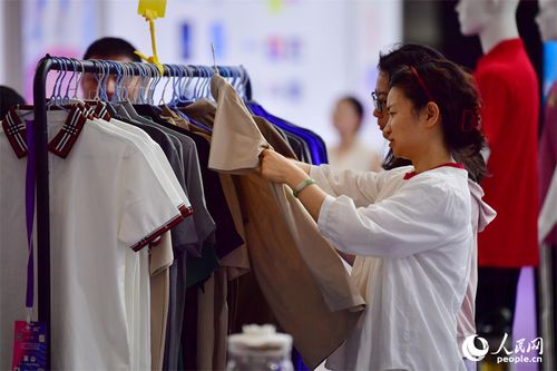 助力服裝企業出海 江西南昌舉辦服裝服飾博覽會