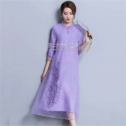 時尚品牌折扣女裝廠家 太原品牌折扣女裝 莎奴服飾廠家直銷圖片