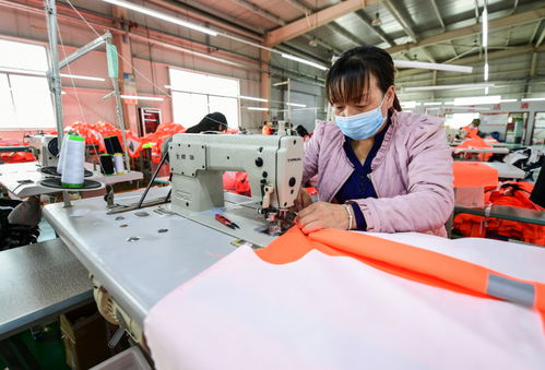 寧夏固原最美的春色 工地車間動起來 田間地頭忙起來