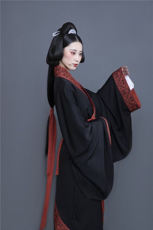 華夏衣冠,跨越千年 北京服裝學院助力 中國詩詞大會 呈現古代婚禮服飾