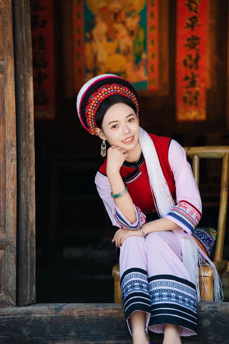 人生漫漫亦燦燦#少數民族風情 #白族服飾